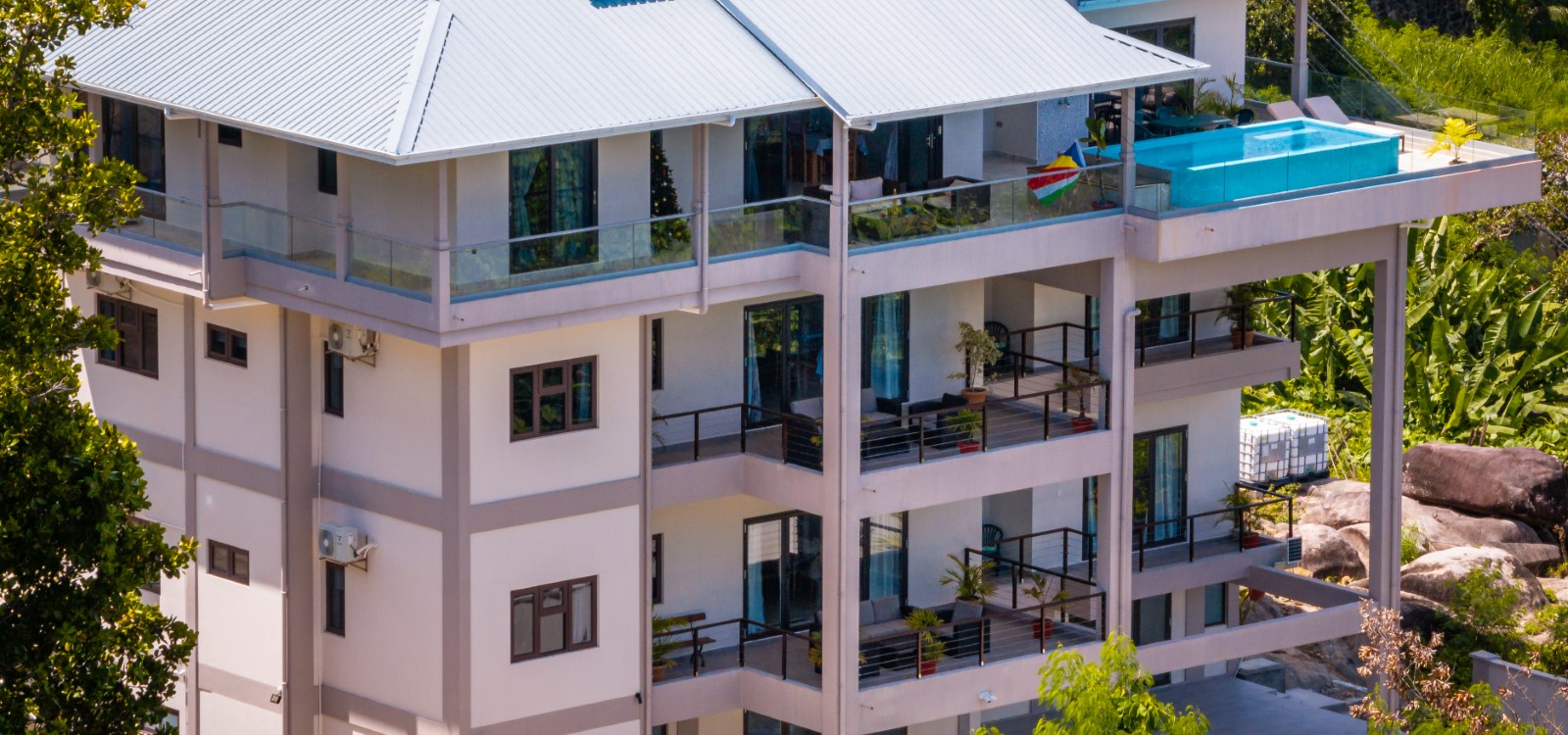 Aran Apartments Slider 3